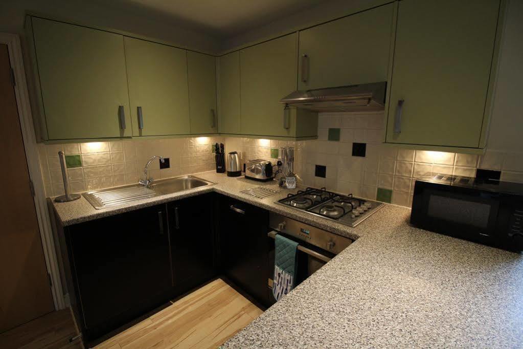Lux Living Apartments - Alpha Apartments เคมบริดจ์ ภายนอก รูปภาพ